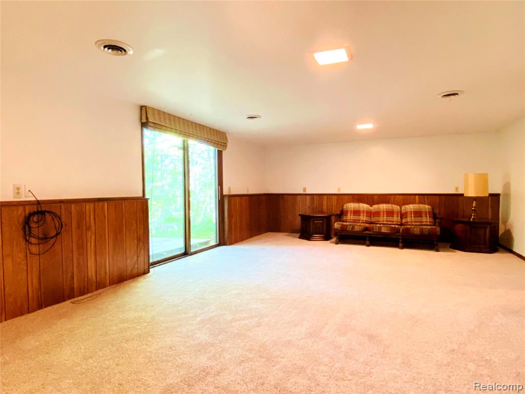 1576 Pine Knoll Lane Property Photo 16