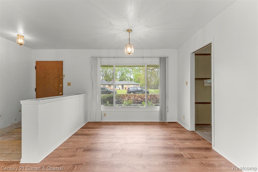 7271 Cottonwood Knoll Property Photo 12