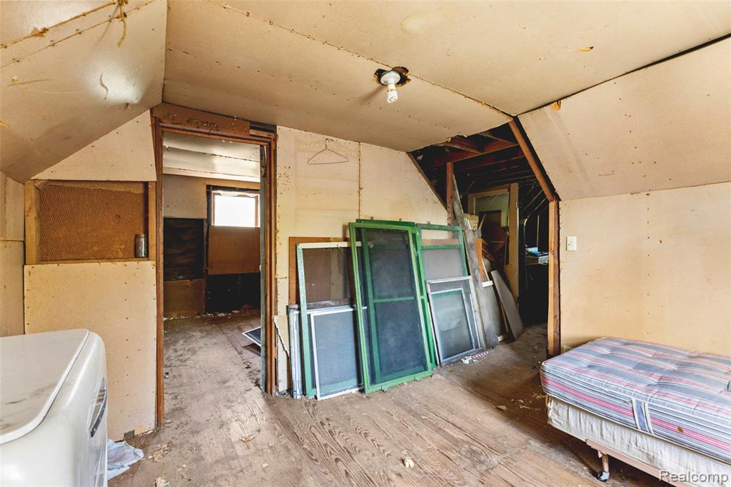 3713 Lowcroft Avenue Property Photo 17