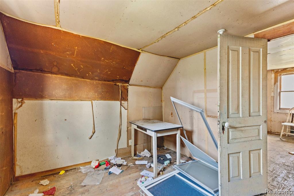 3713 Lowcroft Avenue Property Photo 18