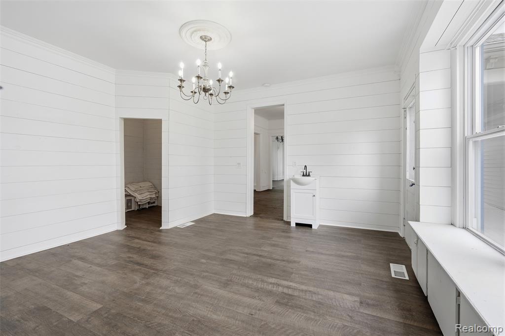 26249 E Huron River Drive Property Photo 16