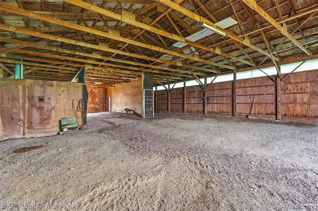 3345 Beach Road Property Photo 54
