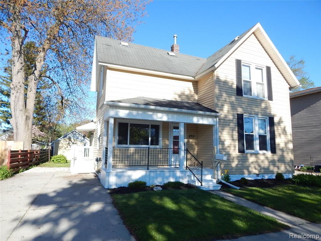 2711 Cherry Street Property Photo 1