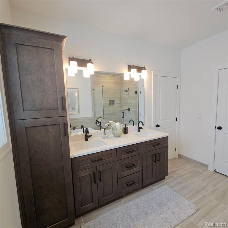 50079 Mustang Drive Property Photo 18