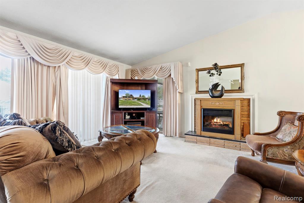 23410 Joy Road Property Photo 9