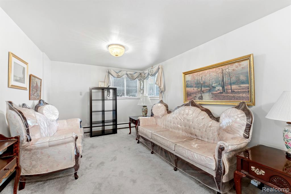 23410 Joy Road Property Photo 10