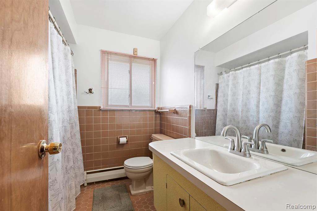 23410 Joy Road Property Photo 13