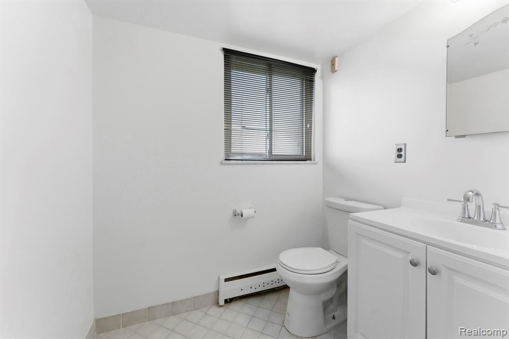 23410 Joy Road Property Photo 14