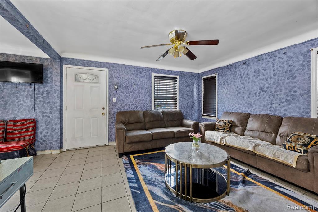 6800 Longacre Street Property Photo 11