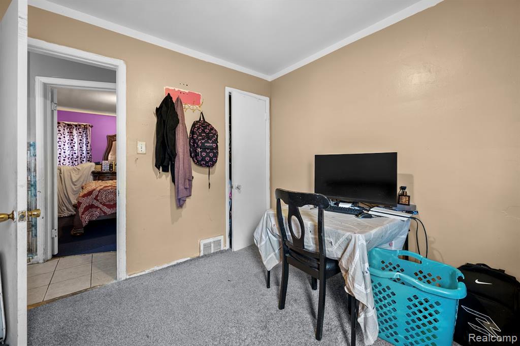 6800 Longacre Street Property Photo 20