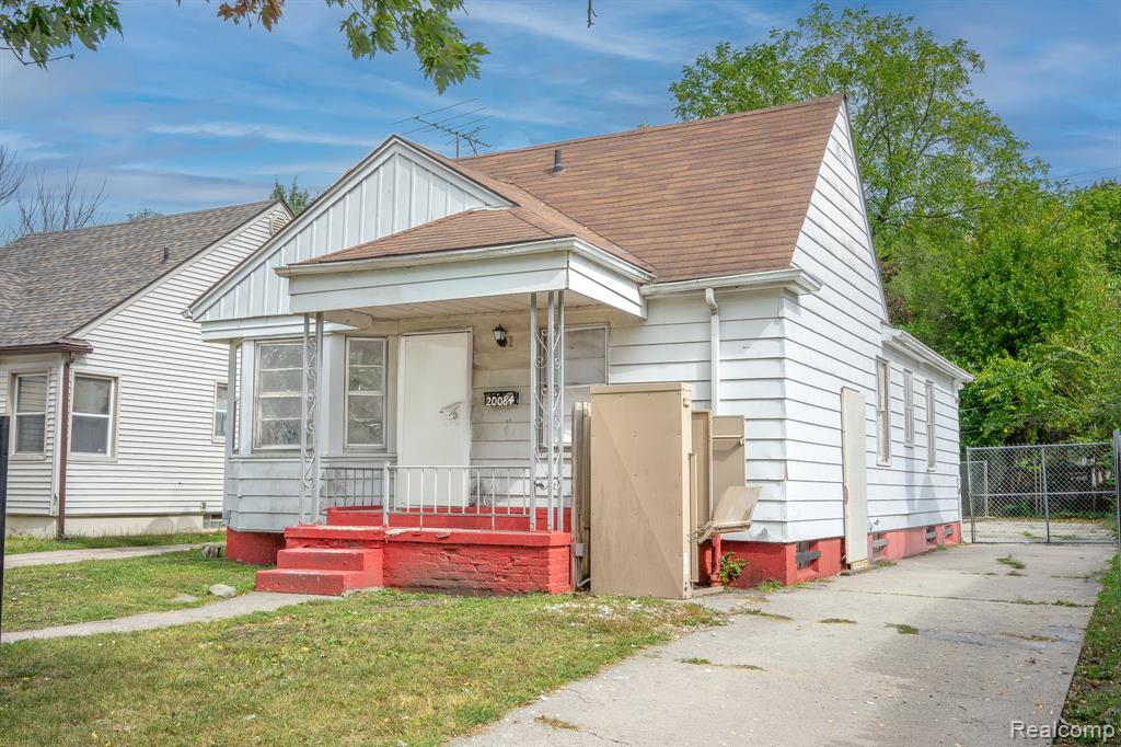 20084 Stahelin Avenue Property Photo 2