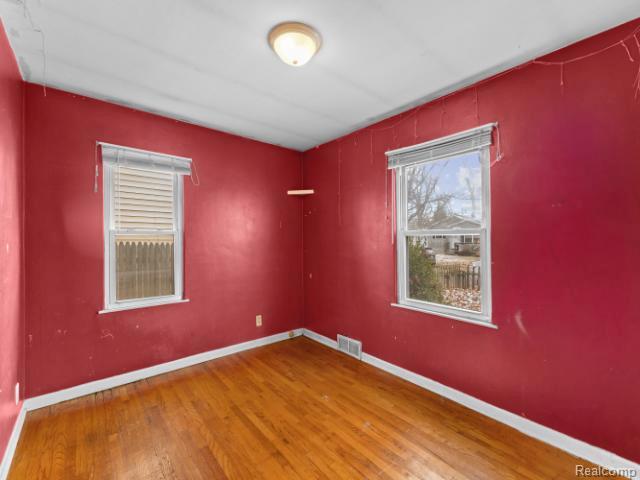 601 Jessop Avenue Property Photo 8