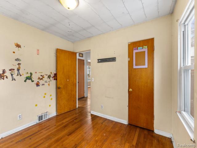 601 Jessop Avenue Property Photo 11