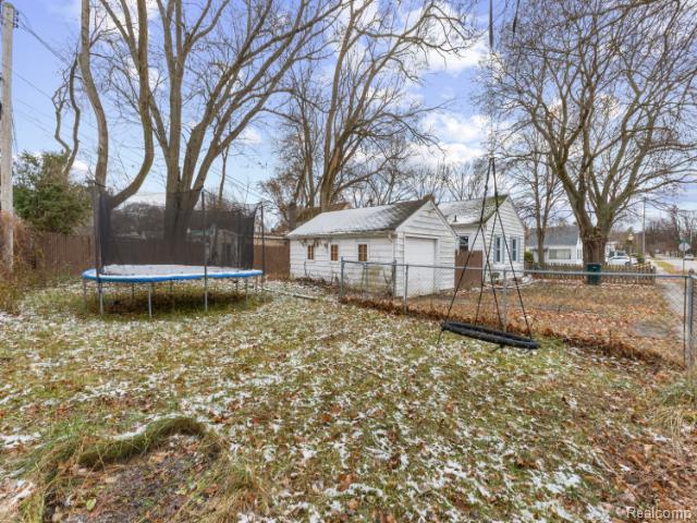 601 Jessop Avenue Property Photo 21