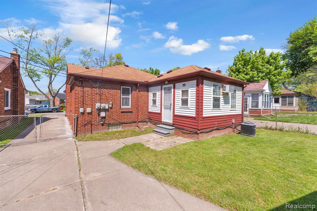 9578 Grayfield Property Photo 20