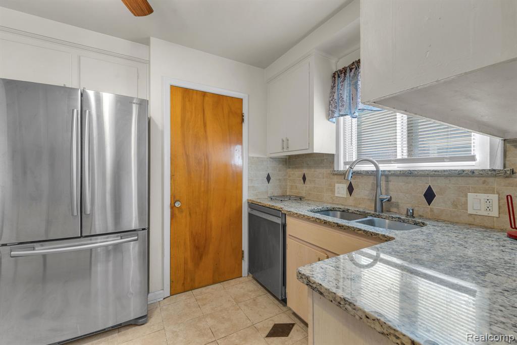9578 Grayfield Property Photo 28