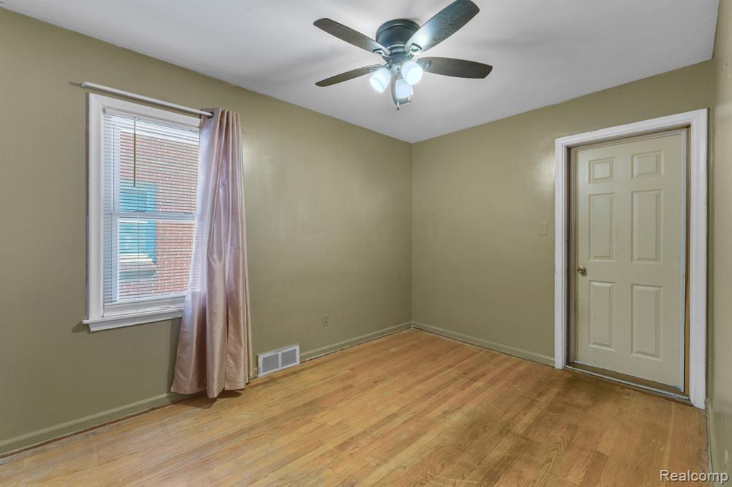 9578 Grayfield Property Photo 33