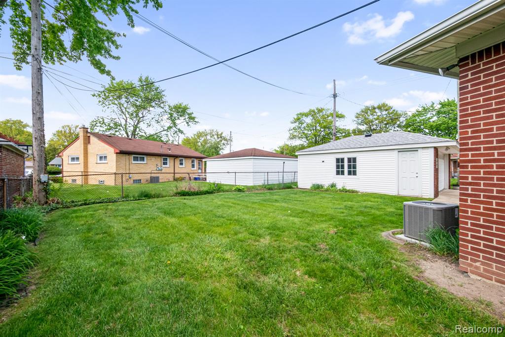 21223 Briar Court Property Photo 10