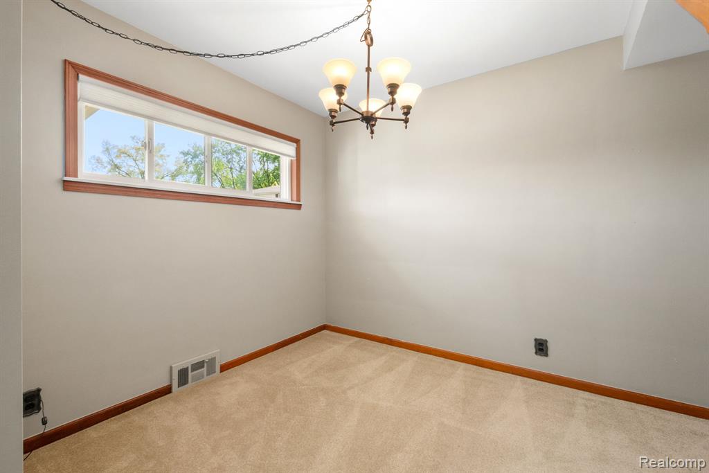 21223 Briar Court Property Photo 17