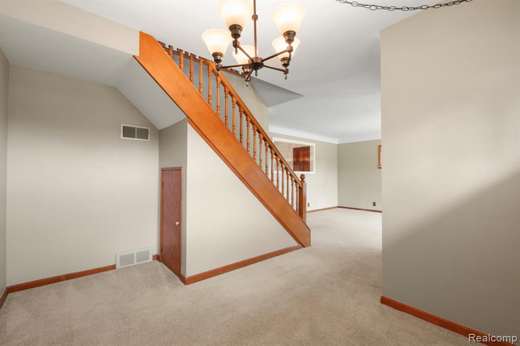 21223 Briar Court Property Photo 18
