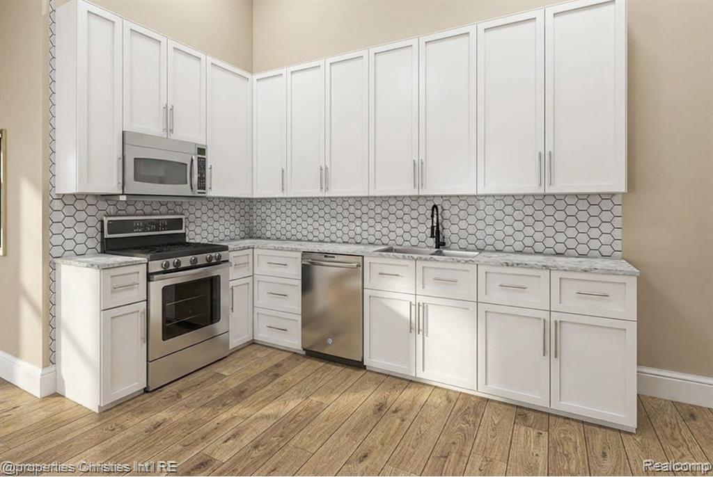 1111 Angara Drive Property Photo 4