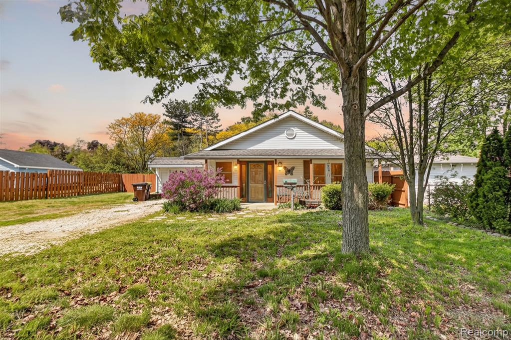 50 Clarence Street Property Photo 1