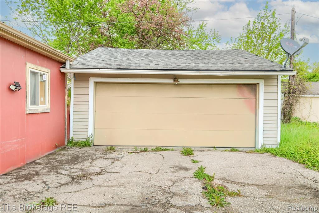 1410 W Atherton Road Property Photo 3