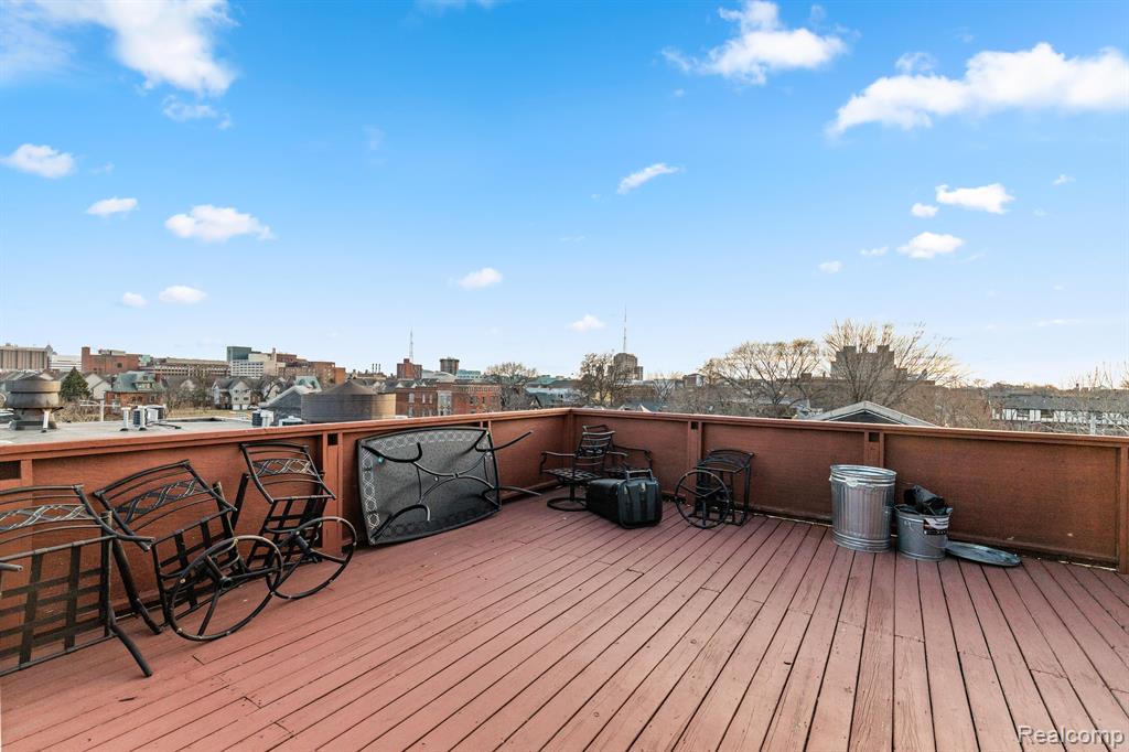 609 E Kirby Street Property Photo 16