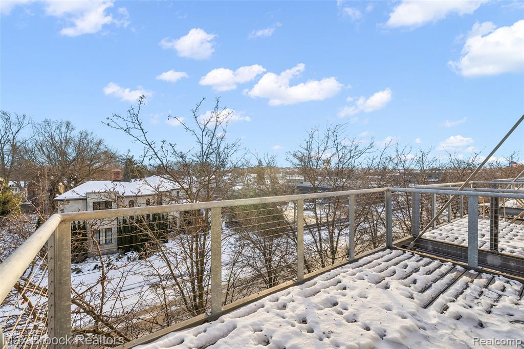 333 E Parent Avenue Property Photo 19