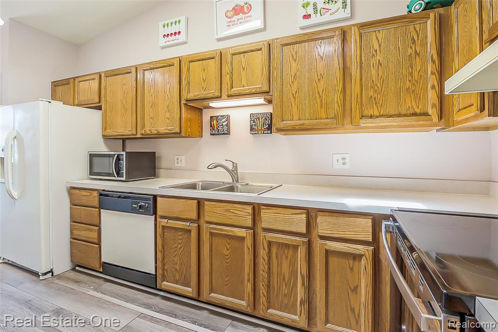 61962 Yorktown Drive Property Photo 7