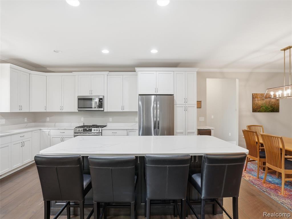 3513 Pointe Shore Drive Property Photo 6