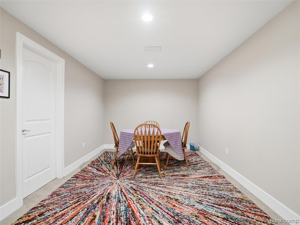 3513 Pointe Shore Drive Property Photo 35