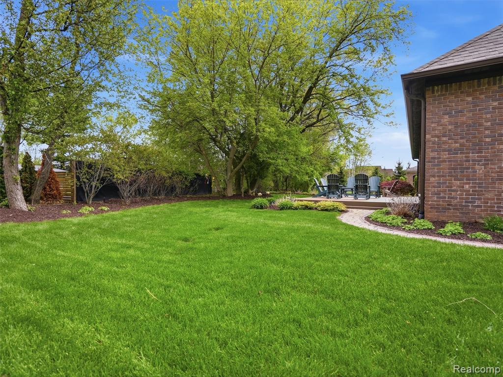 3513 Pointe Shore Drive Property Photo 58