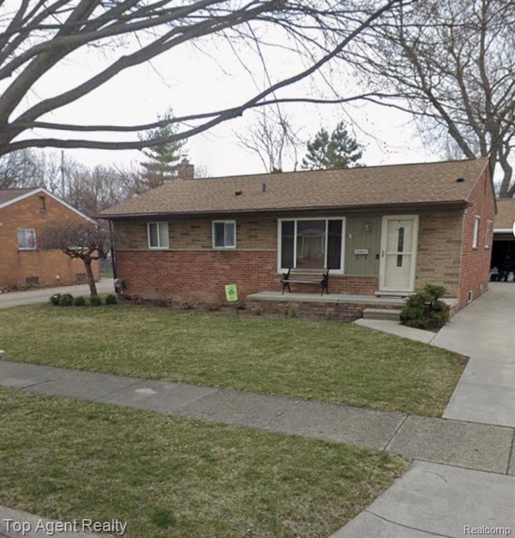 4703 Kensington Drive Property Photo 1