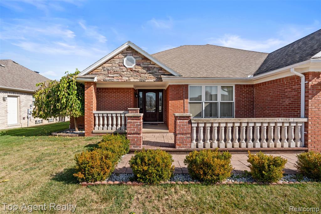 53260 Villa Rosa Drive Property Photo 5
