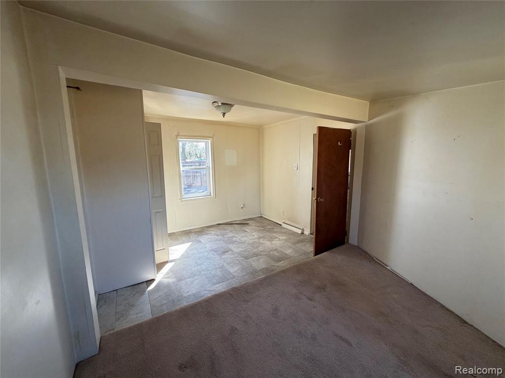 1038 W Pine Avenue Property Photo 19