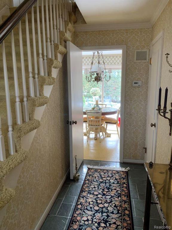 491 Colonial Road Property Photo 13