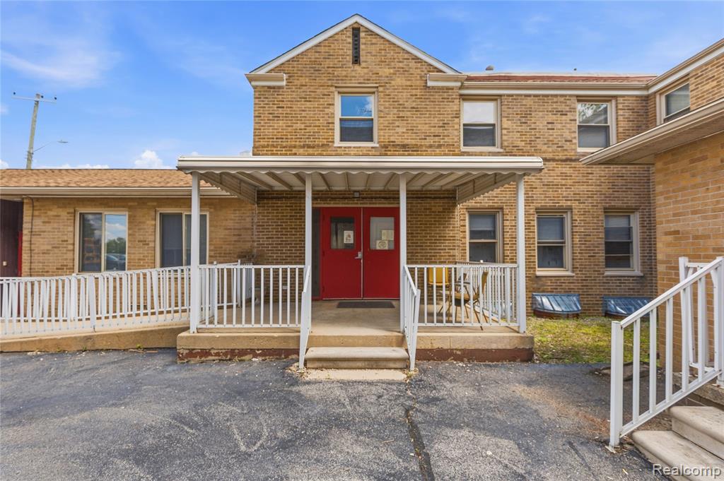 19621 Wood Street Property Photo 1