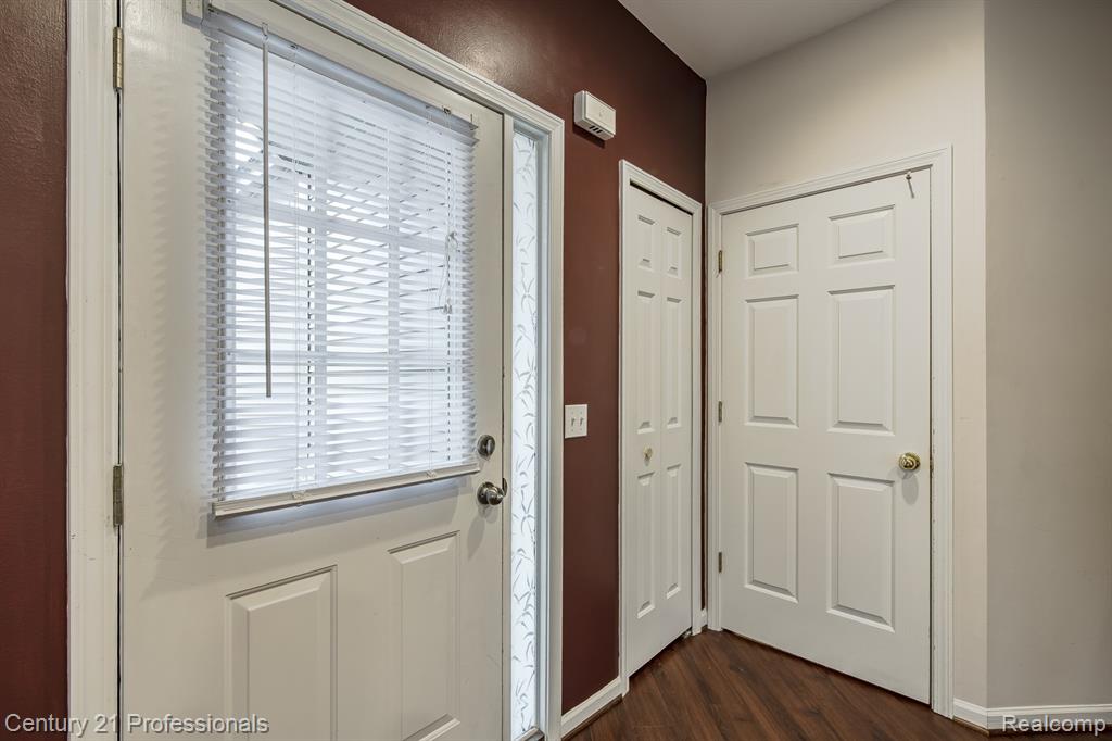 4509 Alexander Pines Drive Property Photo 7