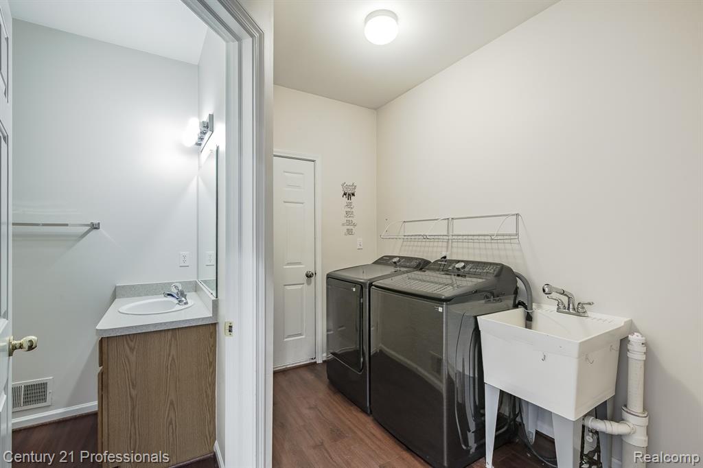 4509 Alexander Pines Drive Property Photo 20