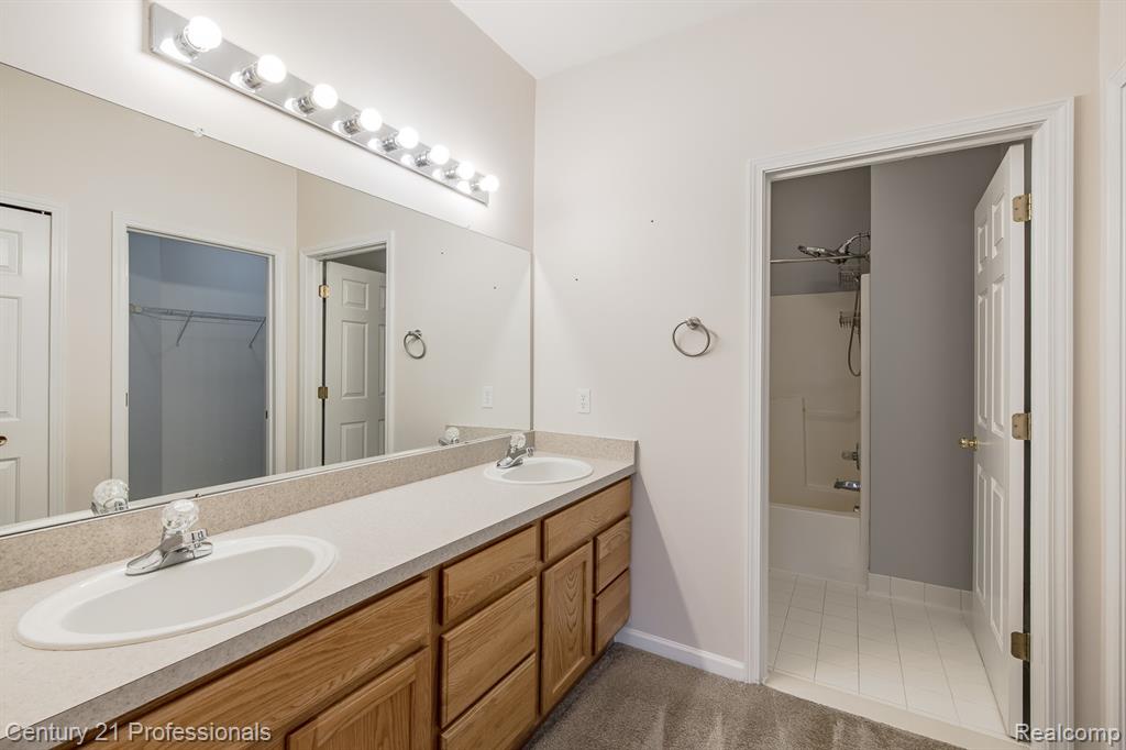 4509 Alexander Pines Drive Property Photo 25