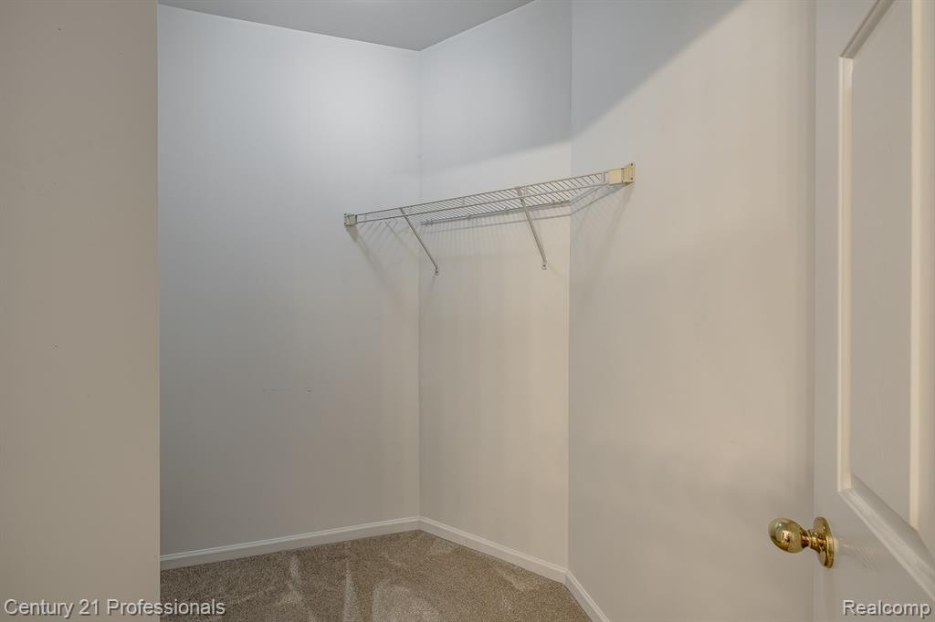 4509 Alexander Pines Drive Property Photo 27