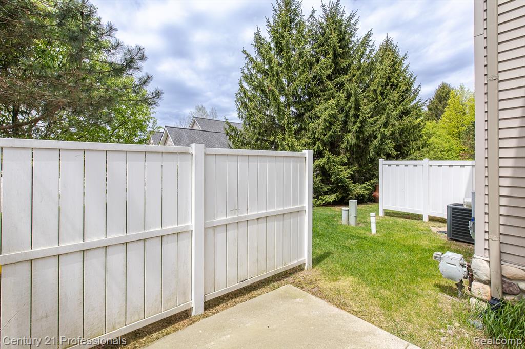 4509 Alexander Pines Drive Property Photo 42