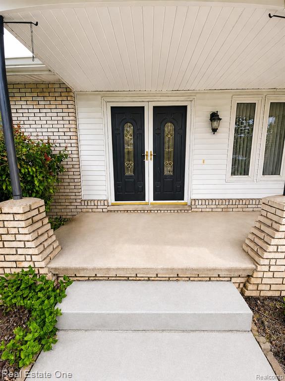 2553 Bullard Road Property Photo 2