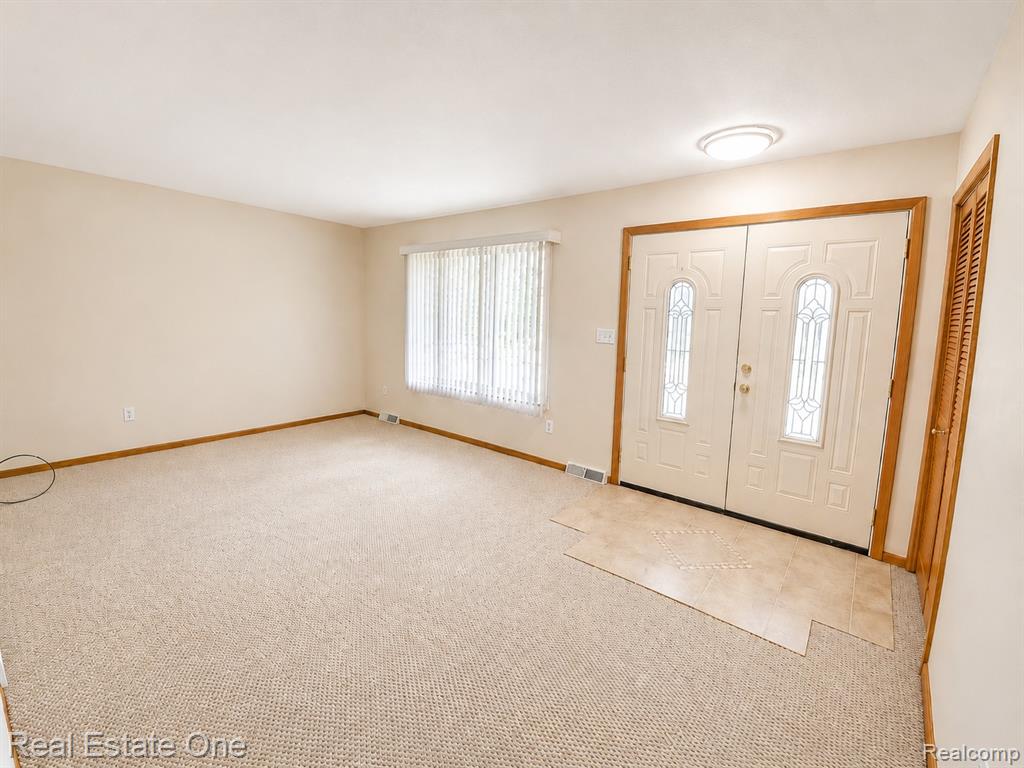 2553 Bullard Road Property Photo 3