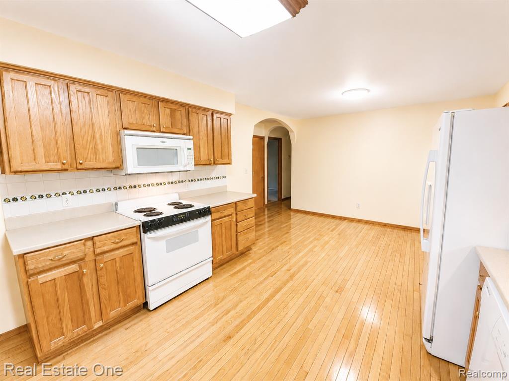 2553 Bullard Road Property Photo 7