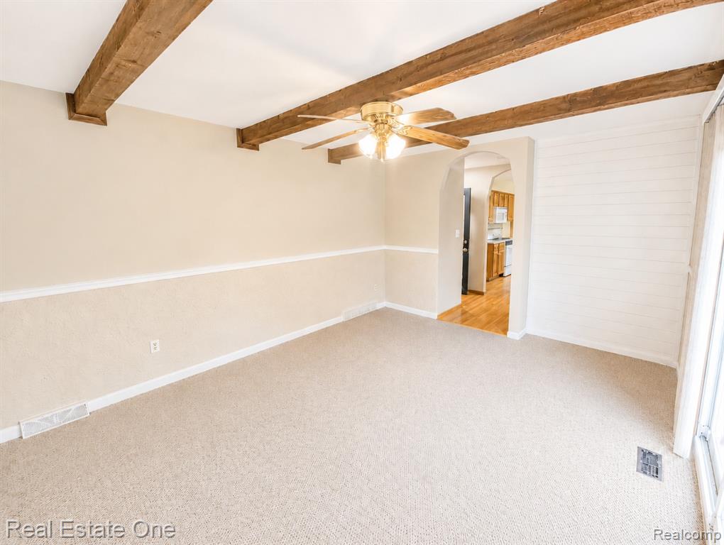 2553 Bullard Road Property Photo 10