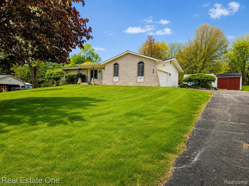 2553 Bullard Road Property Photo 27