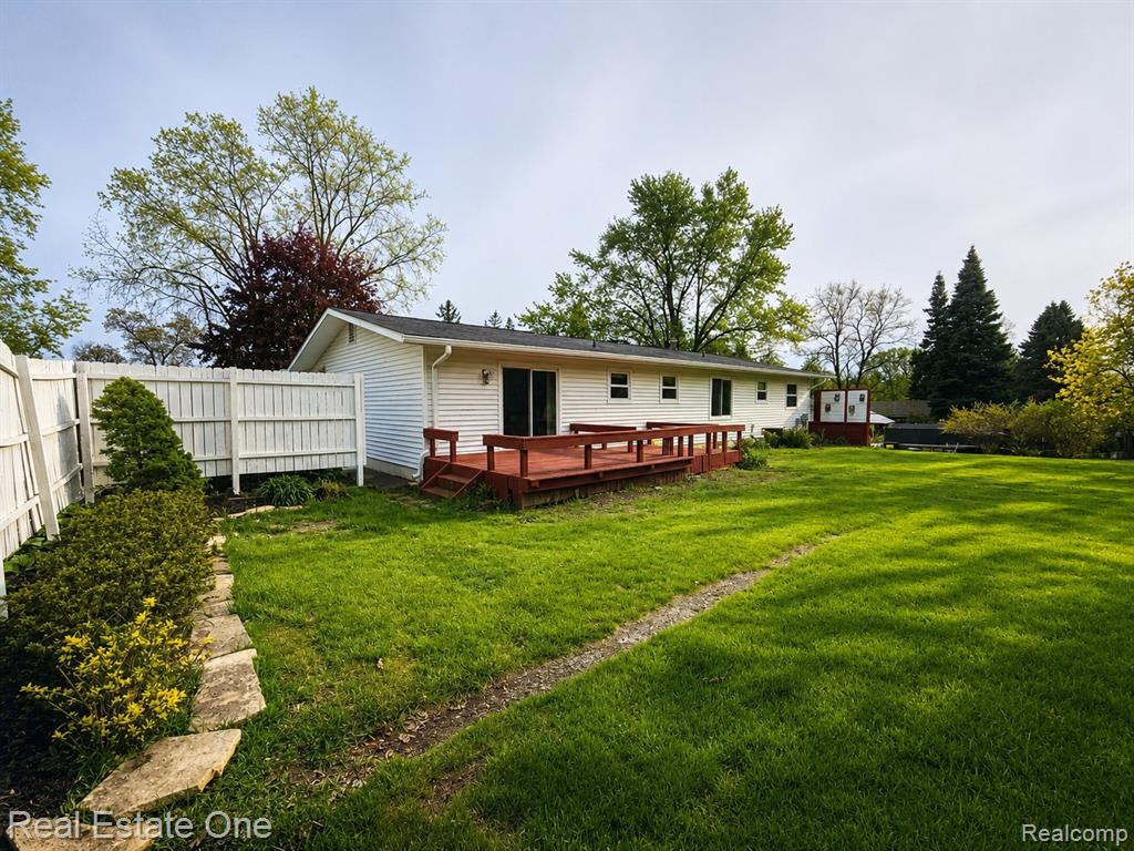 2553 Bullard Road Property Photo 35