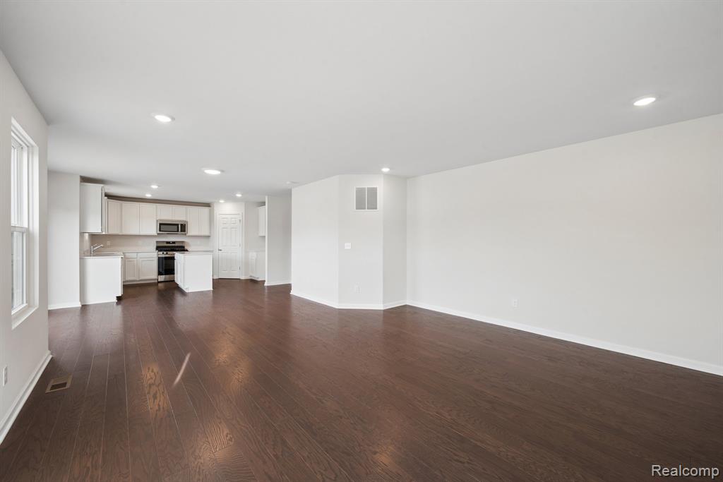 34398 Sandpiper Court Property Photo 9